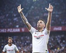 右边锋身手不凡！球员纪录片发布，球迷直呼过瘾的简单介绍