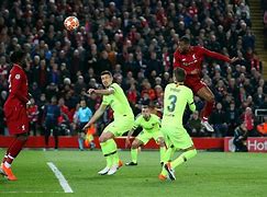 塞维利亚客场全身而退，赢得关键胜利